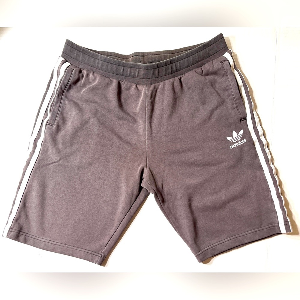 Adidas Original Essentials Three Stripe Sweatshorts Gray Pockets Small Shorts